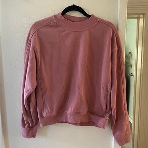 Lululemon sweatshirt